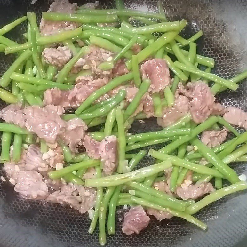 Step 3 Stir-fried green beans Stir-fried beef with green beans