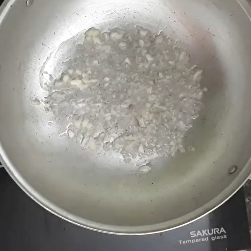 Step 2 Fry the mushrooms for Garlic Fried Mushrooms