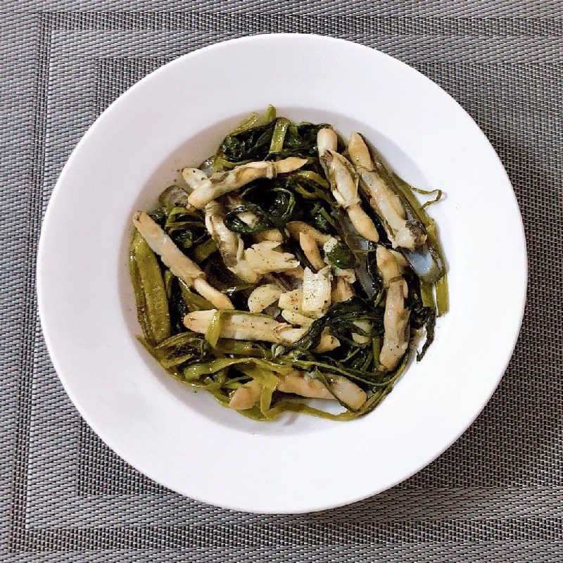 Step 3 Stir-fried razor clams with vermicelli Stir-fried razor clams with vermicelli