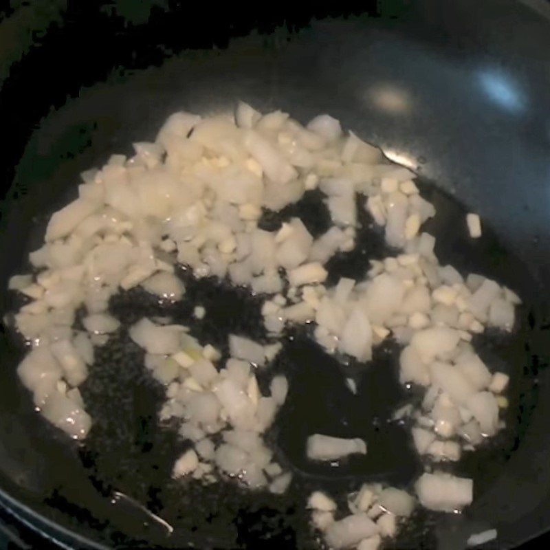 Step 2 Stir-fried potatoes Vegetarian potato soup