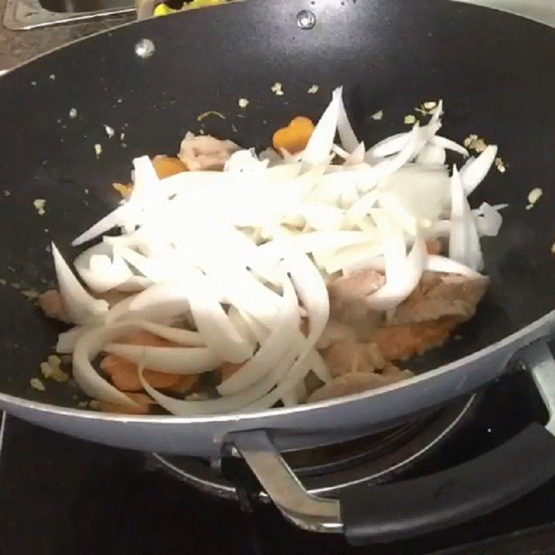 Step 3 Stir-fried Carrots Carrots stir-fried with meat