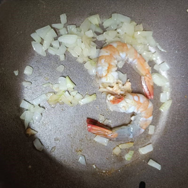 Step 2 Stir-fried shrimp Shrimp porridge with water spinach