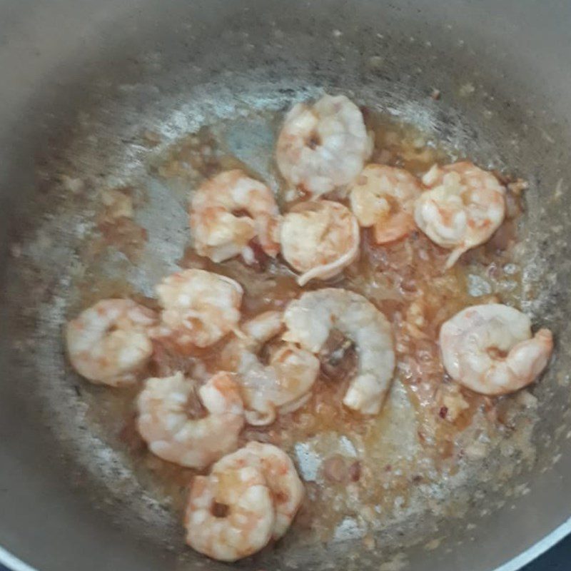 Step 2 Sauté the shrimp for Fresh Shrimp Sweet Potato Soup